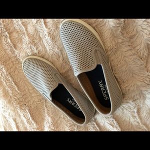 Sperry slide on shoes